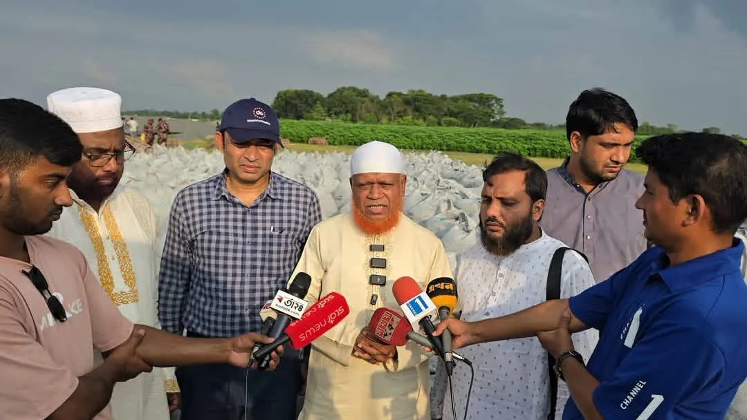 আলাতুলিতে ৪৩ কোটি টাকার নদীতীর সংরক্ষণ কাজের উদ্বোধন করলেন নূরুল ইসলাম বুলবুল এমপি