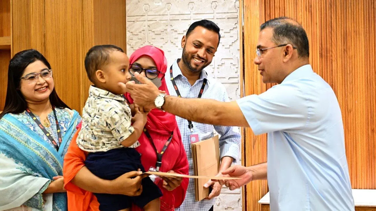 চাকরি পেলেন জুলাইয়ে শহীদ ও আহত পরিবারের ১০ সদস্য