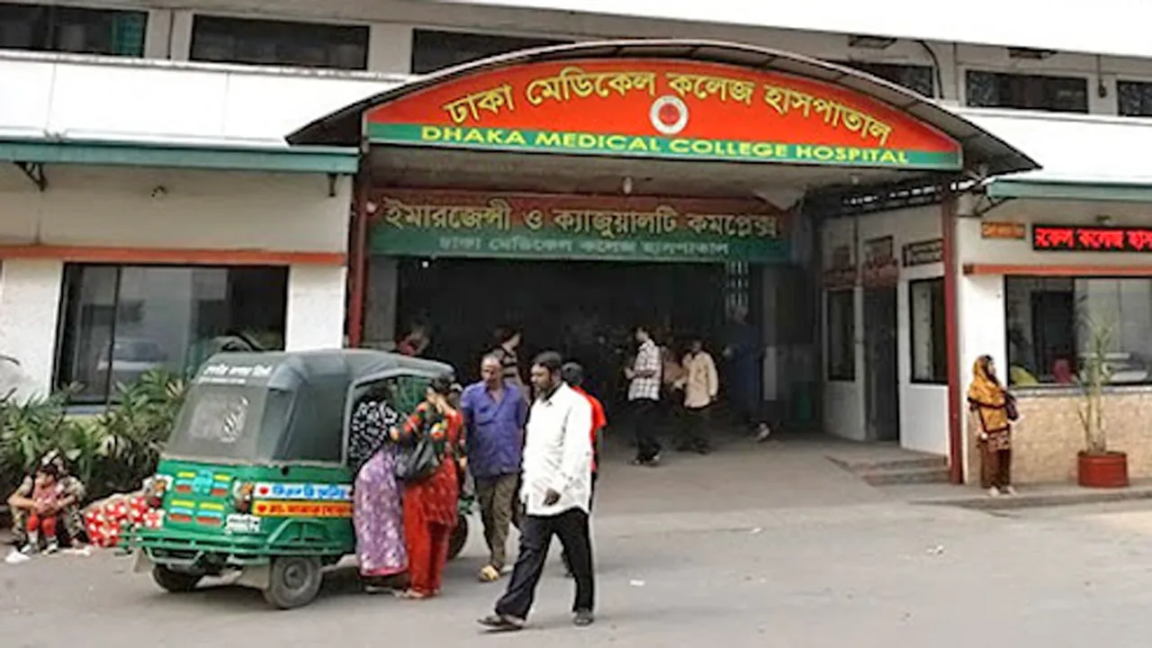 মগবাজারে লরির ধাক্কায় প্রাণ গেল ২ জনের, আহত ৫