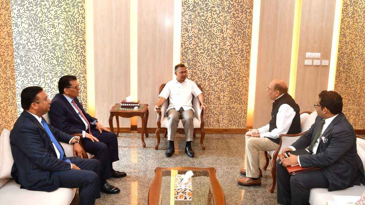 হাদির খুনি ও হাসিনাকে দ্রুত ফেরত দেবে ভারত